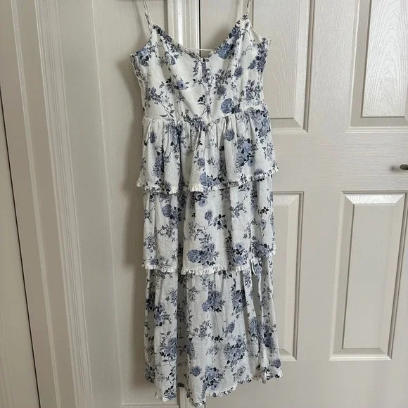 House of Harlow 1960 Floral Maxi Dress Tiered Ruffle Lace Up Back White Blue  S